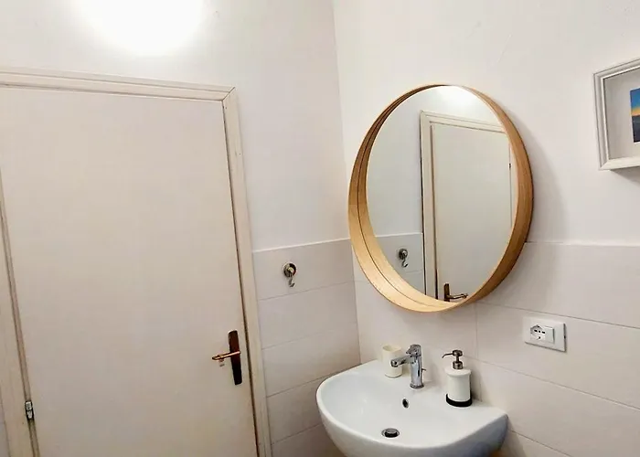 Appartamenti Villa Del Colle Goelba - Charme E Relax *